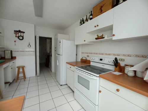 Imagen 9 de 27 de Vendo Preciosa Casa En Excelente Estado, 4 Dormitorios, Muy Cerca De San Lucas