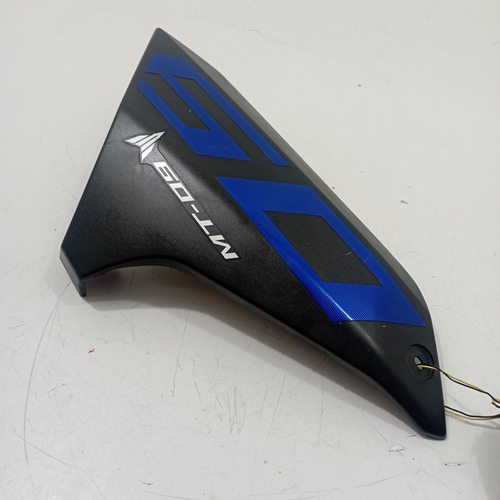 Carenagem Aba Do Tanque Direita Yamaha Mt 09 2017 C/ Detalhe (Usado)