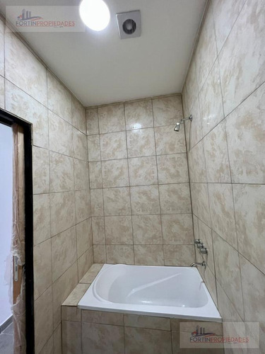 Imagen 20 de 24 de Dúplex En Venta 2 Dormitorios, Cochera. La Plata- Villa Elvira- Zona Sur