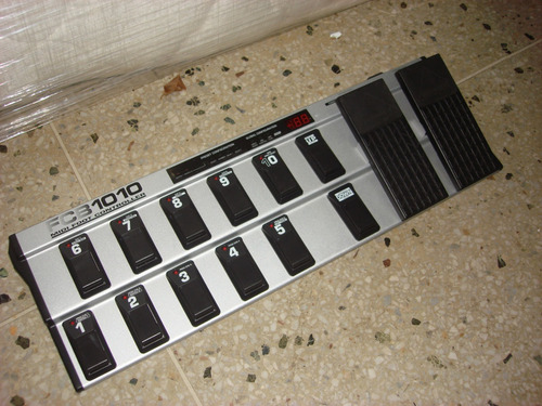 Controlador Midi Behringer Fcb1010 Pedalera