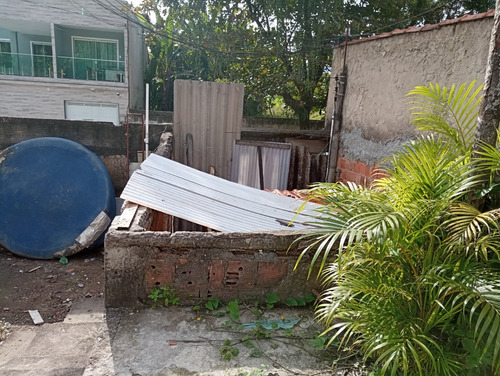 Vendo Terreno Com 360 M² Com Construção Antiga