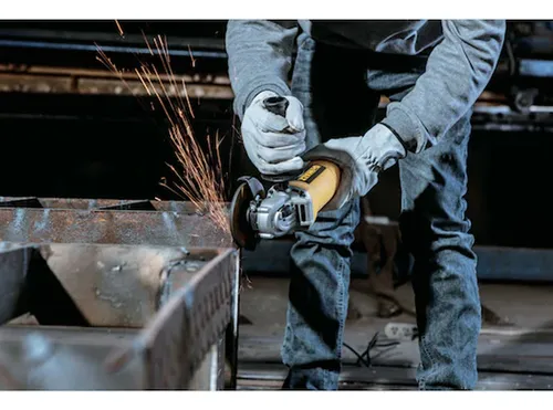 Esmeril Angular 41/2 750 W Dewalt Mod: Dwe750-b2