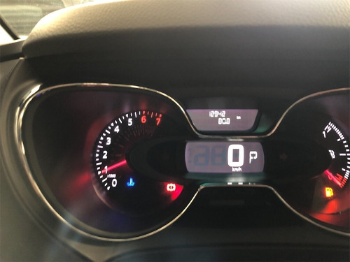 Imagem 12 de 14 de Captur 1.6 16v Sce Flex Bose X-tronic
