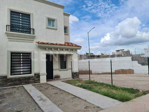 Casa En Venta En Privada Stanza Corcega Culiacan Sinaloa