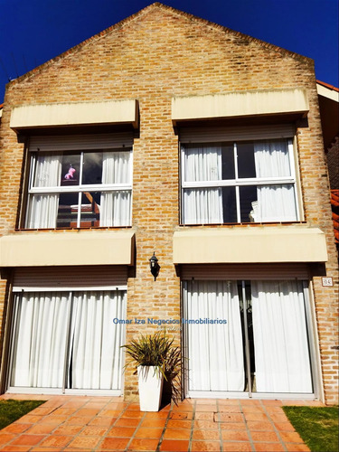 Imagen 3 de 18 de Venta Casa 3 Dormitorios Carrasco