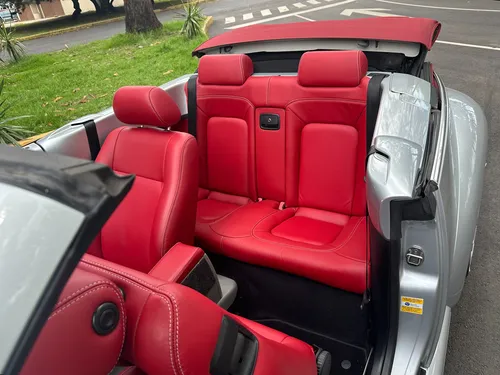 Volkswagen Beetle 2.0 Cabrio Turbo 5vel Piel Mt
