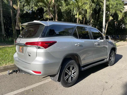 Toyota Fortuner 2.7l
