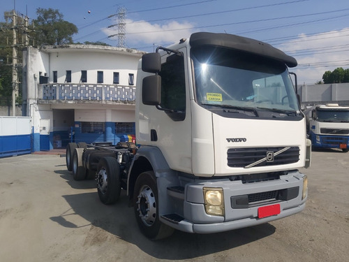 Volvo Vm 260 Bitruck 8x2 2011