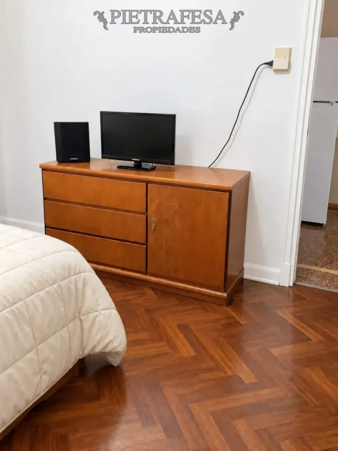 Apartamento En Alquiler, 1 Dormitorio, 1 Baño, Patio. Gastos Comunes Incluidos. Aires Puros. · Foto 5