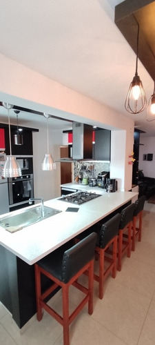 Imagen 2 de 8 de Apartamento De Lujo, Las Delicias Maracay