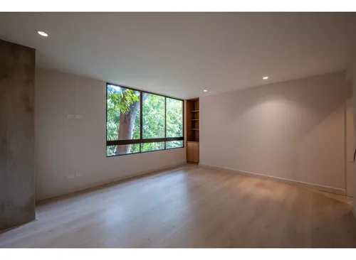 Apartamento De 189 M2 Totalmente Remodelado En La Tomatera, El Poblado