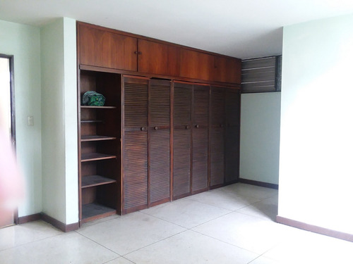 Imagen 8 de 12 de Vendo Apartamento 156m2 4h/3b/2pe El Paraíso 7202