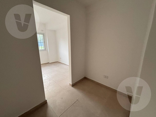 Departamento En Venta - Ezeiza, Casuarinas Centro