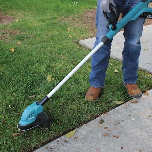 Imagen 2 de 7 de Bordeadora Inalámbrica Makita Dur181z De 18 V Sin Batería