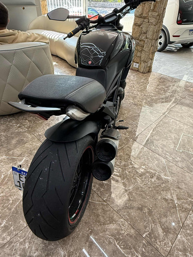 Ducati Diavel 2013