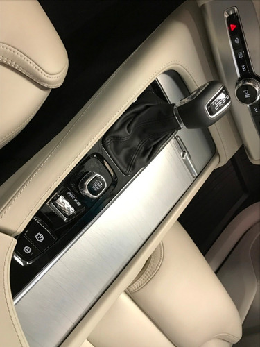 Volvo Xc60 2.0 T5 Momentum Drive-e 5p