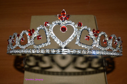 En Stock! Corona Corazon 15 Años Quinceañera Tocado Rojo