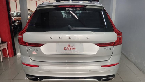 Volvo Xc60 R-design Hybrid Awd Geartronic 2.0 T8, Ier8990