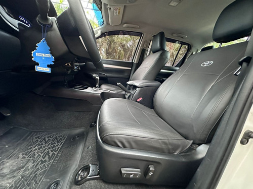 Imagen 9 de 15 de Toyota Hilux Srv