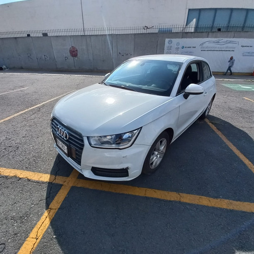 Audi A1 1.4 Urban S-tronic Dsg