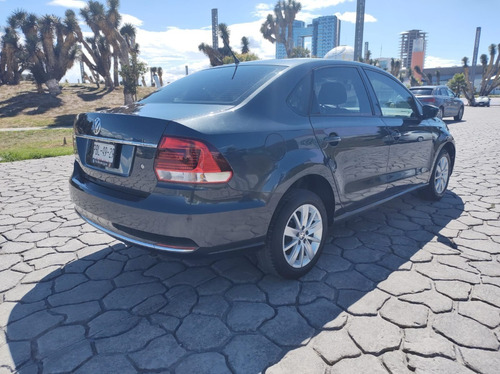 Imagen 7 de 14 de Volkswagen Vento Comfortline Aut 2018