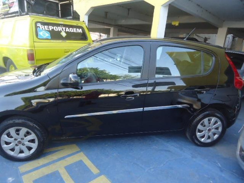 Fiat Palio 1.4 Mpi Attractive 8v Flex 4p Manual