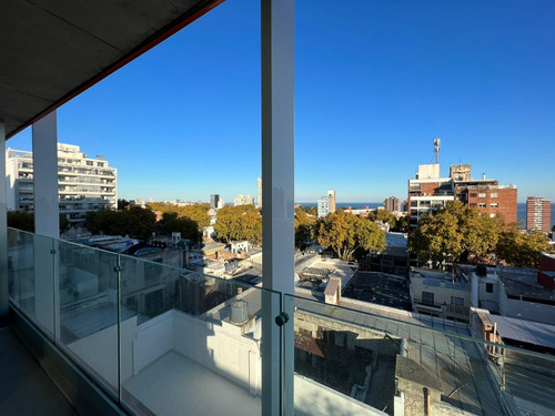 Imagen 10 de 30 de Venta Apartamento 2 Dormitorios Rentado Con Vista Al Mar Centro 01 Centro