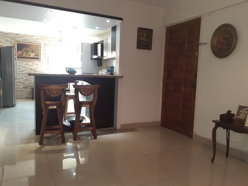 Imagen 5 de 17 de Apartamento En Venta Res. Cantarrana, Avenida Lara