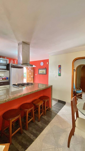 Imagen 3 de 13 de En Venta Casa En Cr Trébol 2, Polígono De Tiro