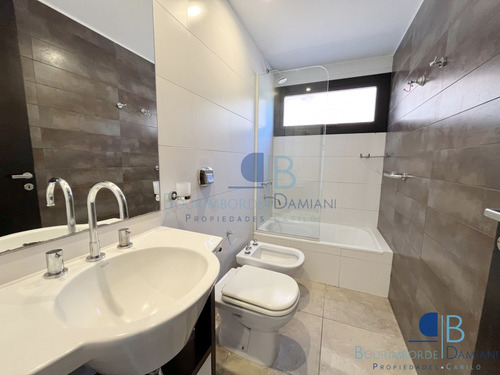 2013 - Departamento En Venta