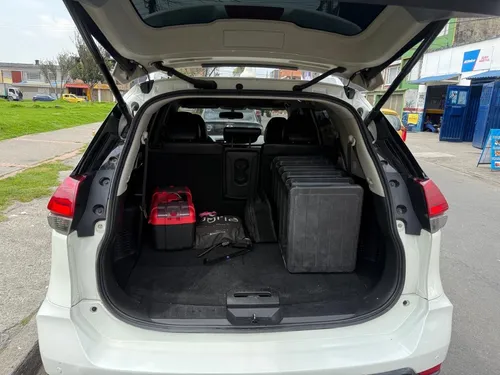 Motor 2.5l, 7 Puestos, Transmisión Automática, Muy Bien Cuid