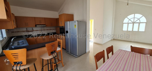 Imagen 4 de 9 de Gerybet Varela Rentahouse Mp 23642 La Cumaca San Diego