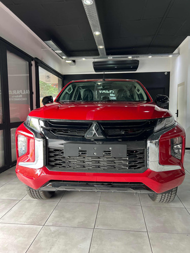 Mitsubishi L200 2.4 Di-d High Power 181cv Cuero