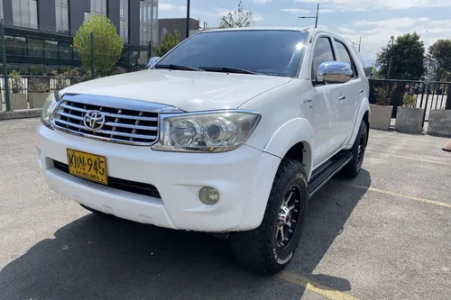 Toyota Fortuner 2.7l 4x2