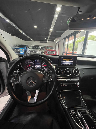 Imagen 14 de 17 de Mercedes-benz C250 Style 211cv At