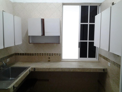 Imagen 13 de 17 de Casa En Arriendo En Cali Versalles. Cod 60734