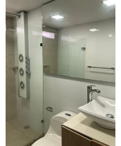 Casa Laureles En Segundo piso Amplia Y Moderna