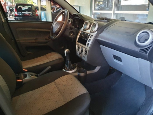 Fiesta 1.6 Rocam Hatch 8v Flex 4p Manual