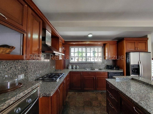 Imagen 7 de 21 de Espectacular Townhouse En La Urb. El Bosque, Maracay. #23-9140 Mg