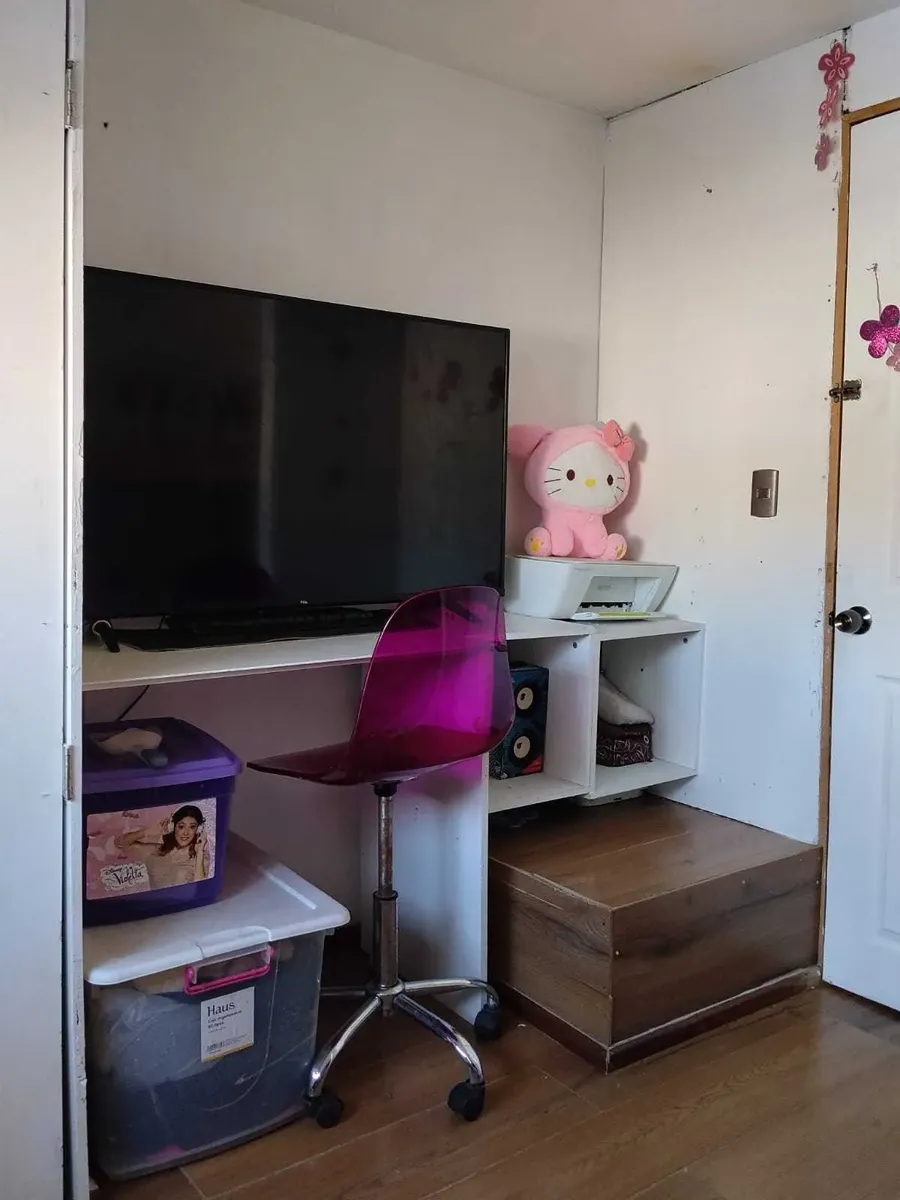 Imagen 2 de 24 de Oportunidad Unica Casa De Pisos A La Venta (160723)