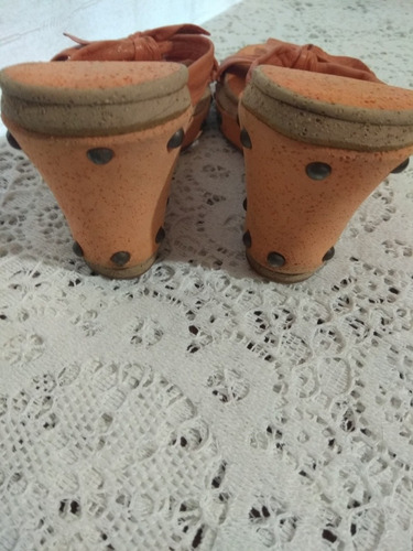 Sandalias De Cuero Taco Chino Clona