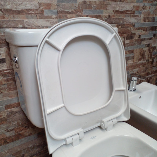 Tapa Inodoro Polipropileno Ferrum Bari Tkwp-b