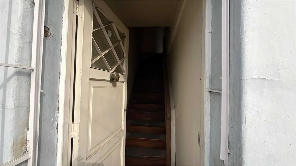 Imagen 2 de 21 de Casa Sólida Con Vista Al Hipodromo! (170883)