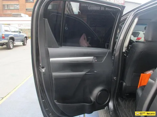 Toyota Hilux 4x4 2.4 At Aa