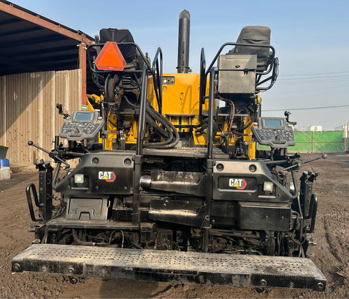 Pavimentadora Caterpillar Ap655f