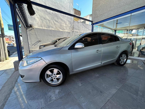 Imagen 6 de 15 de Renault Fluence 2014 1.6 Ph2 Dynamique 110cv