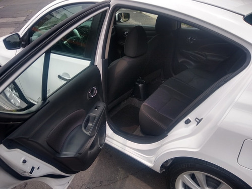 Imagen 10 de 15 de Nissan Versa 2018 1.6 Advance Mt
