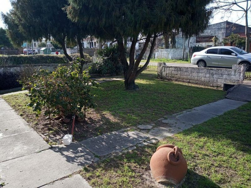 Imagen 13 de 18 de Hermoso Chalet 2 Dorm. Mas Apto. Sub-suelo 502 M2 De Terreno