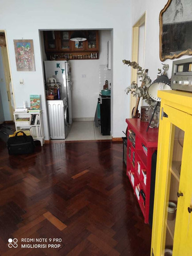 Departamento De 2 Ambientes En Venta En Parque Centenario