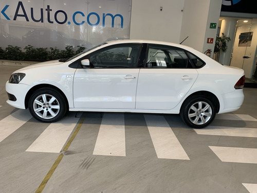 Imagen 6 de 15 de Volkswagen Vento 2014 1.6 Style Mt